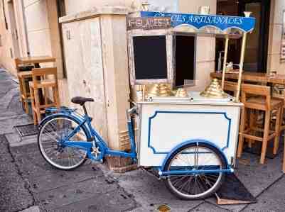 Ice Cream Cart, copyright Parema, iStockPhoto #000013634353